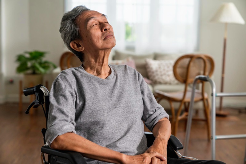 Kesepian yang Tak Terlihat